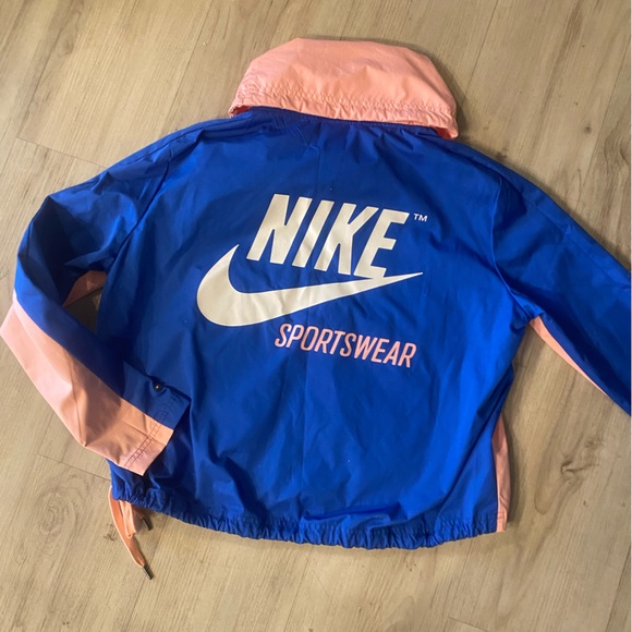 NWT Nike Pullover Windbreaker - Picture 3 of 3